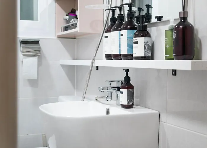 Cozy Trip 3br 2ba Quiet & Private #kspo #jamsil #coex #jyp #lottetower 빌라 서울특별시
